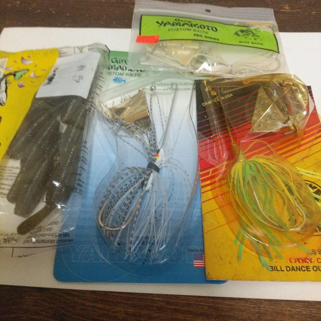 Gary Yamamoto Buzzbait and others, Yamatanuki - Image 1