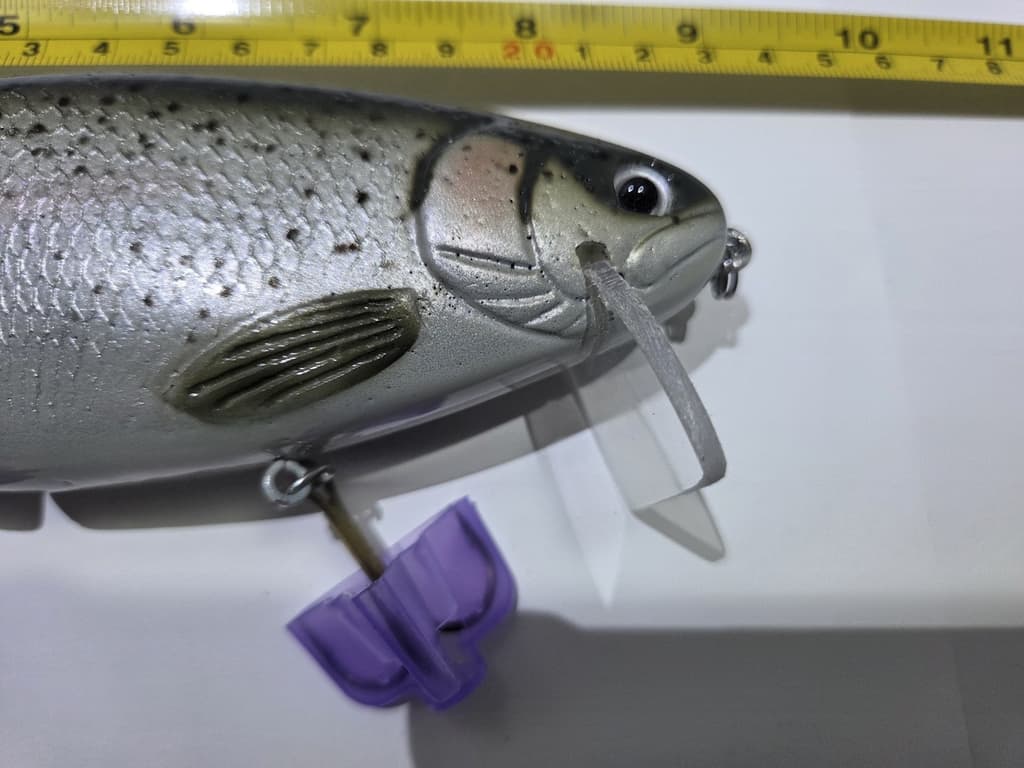 Pizz Trout Wake Swimbait 9" Lure - Image 2