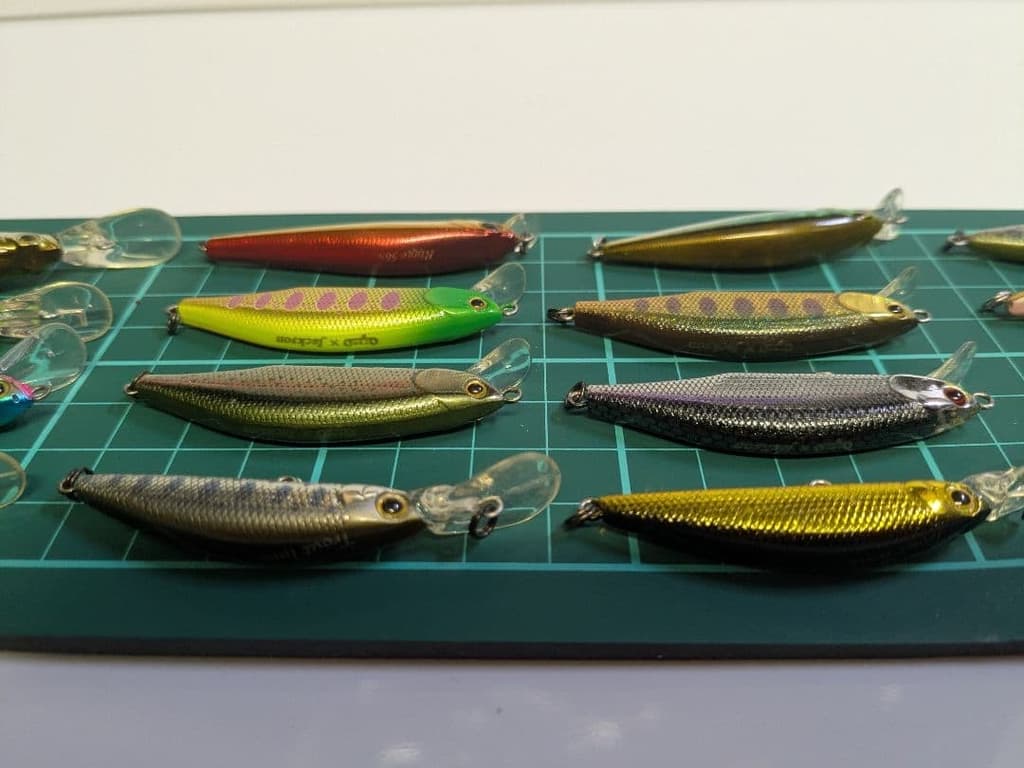 Set of 21 Stream Minnow Plugs - Image 9