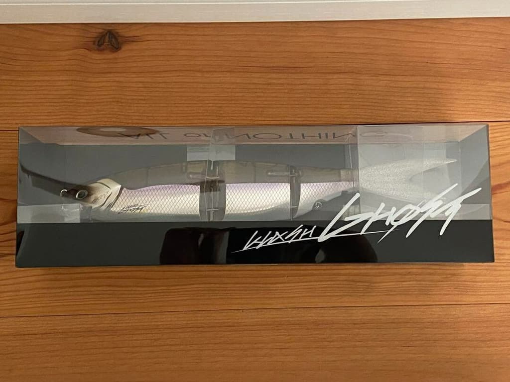 DRT KLASH GHOST BIWASAGI Japanese Fishing Lure - Image 1