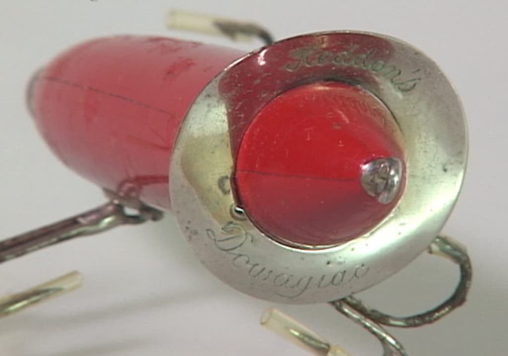 Heddon Wood 200 Surface Lure Red Bass Fishing Lure - Image 4