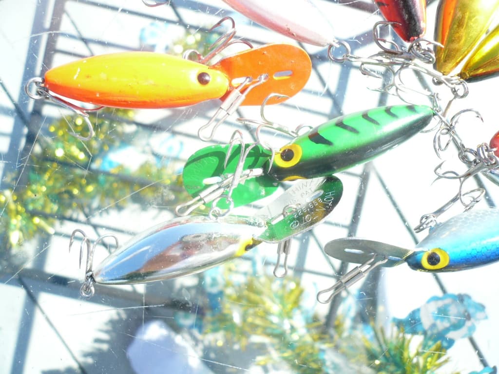 LOT OF 10 STORM VINTAGE HOT N TOT BEAUTYS SOME CHROMES SUPER HOT COLORS,CRAWDAD - Image 1