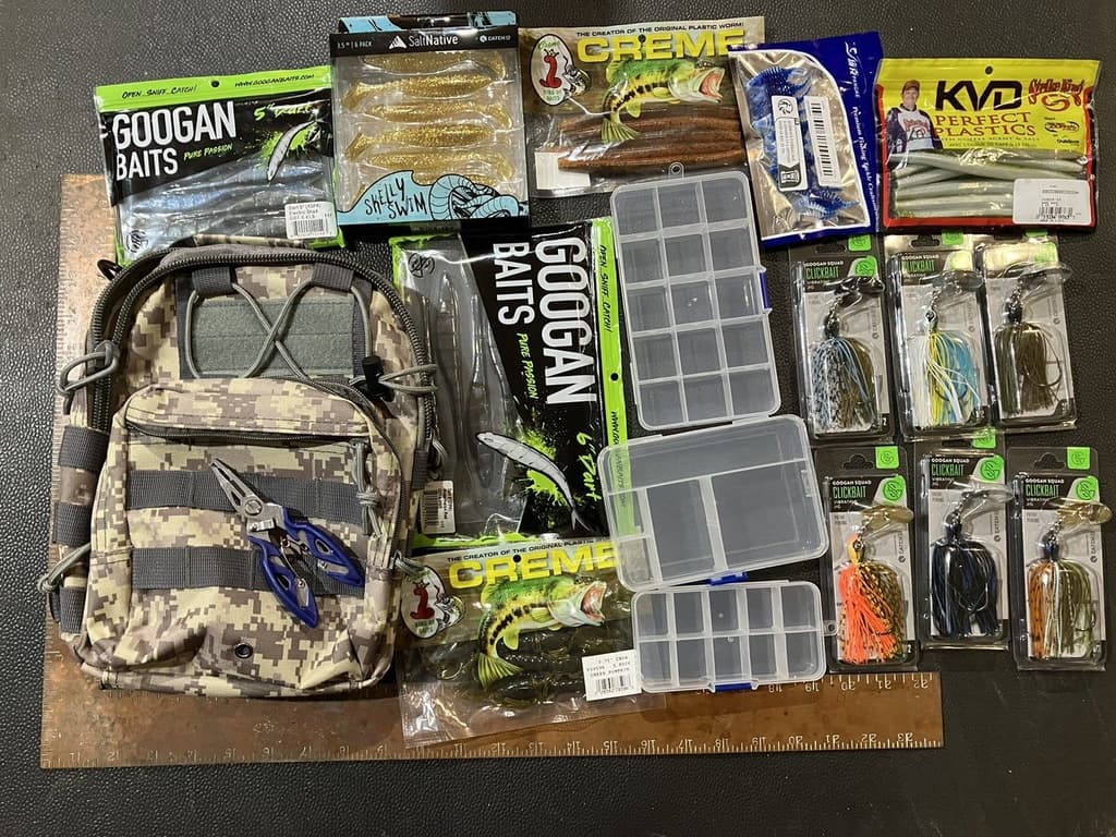 HUGE Lot of 6 GOOGAN 1/2oz Clickbait Dart Tackle Box Skelly Swim Strike King #G$ - Image 1