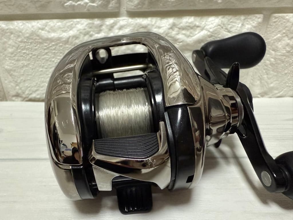 Shimano 21 Antares DC HG Right Hand Baitcasting Reel Made in Japan w/ Box & Bag - Image 16
