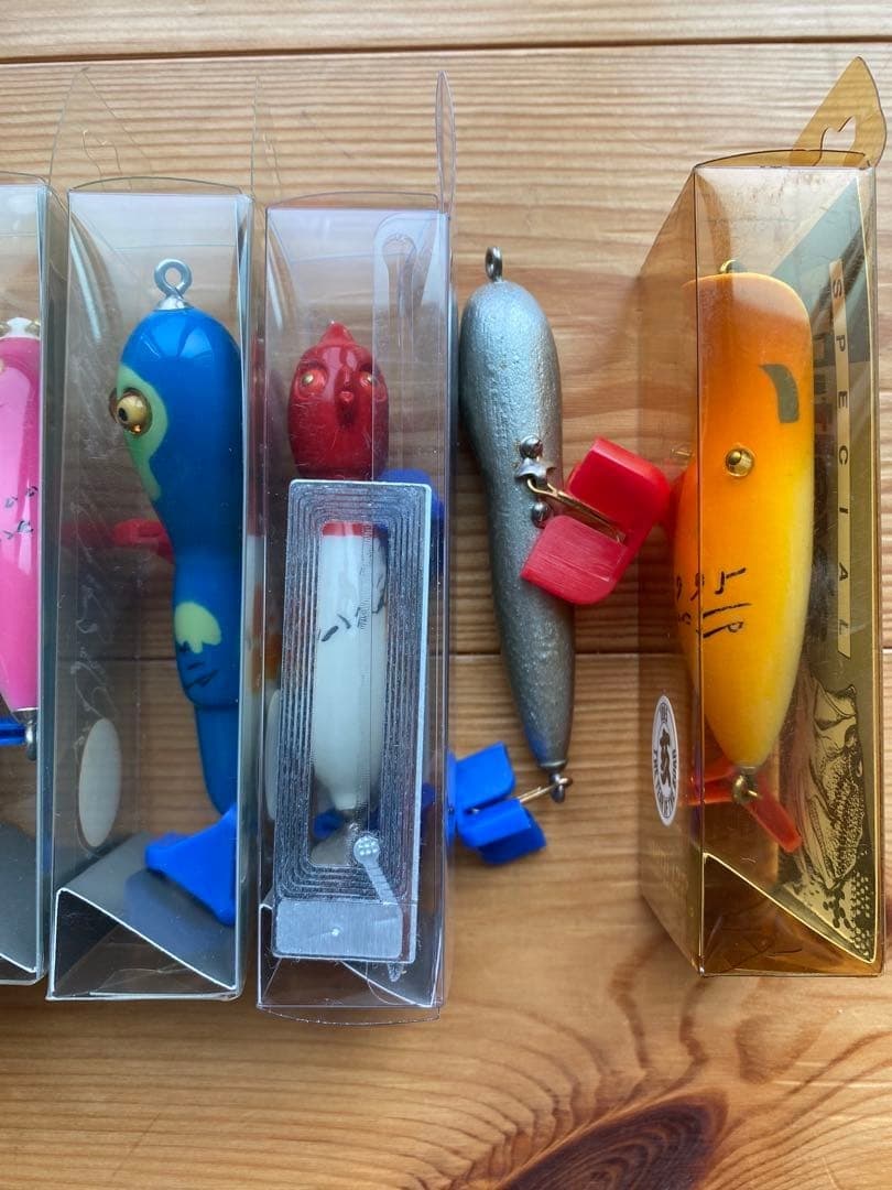 Hatleys Zodiac Lure Set, Vintage 1994, Wooden Balsa, Missing Dog Case - Image 9
