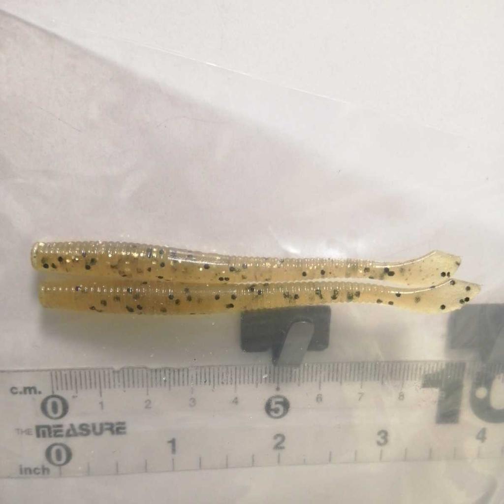 89 Gary Yamamoto 3.5 Inch Cut Tail Light Watermelon Black Flake Gold Bass Fish - Image 1