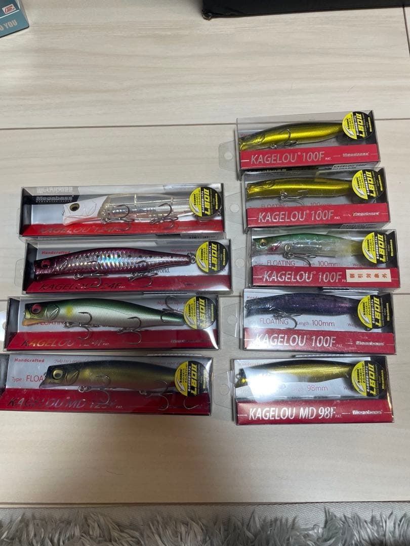 Megabass KAGELOU Minnow Lure Set 9pcs, Hard Bait, Fishing Accessories - Image 1