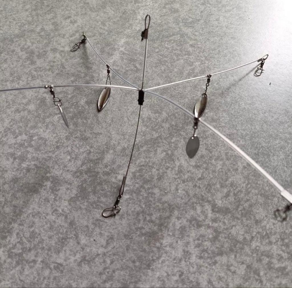 Alabama Rig & Fishing Line No. 4.5 100m with Worm, Fishing Tackle - Image 5