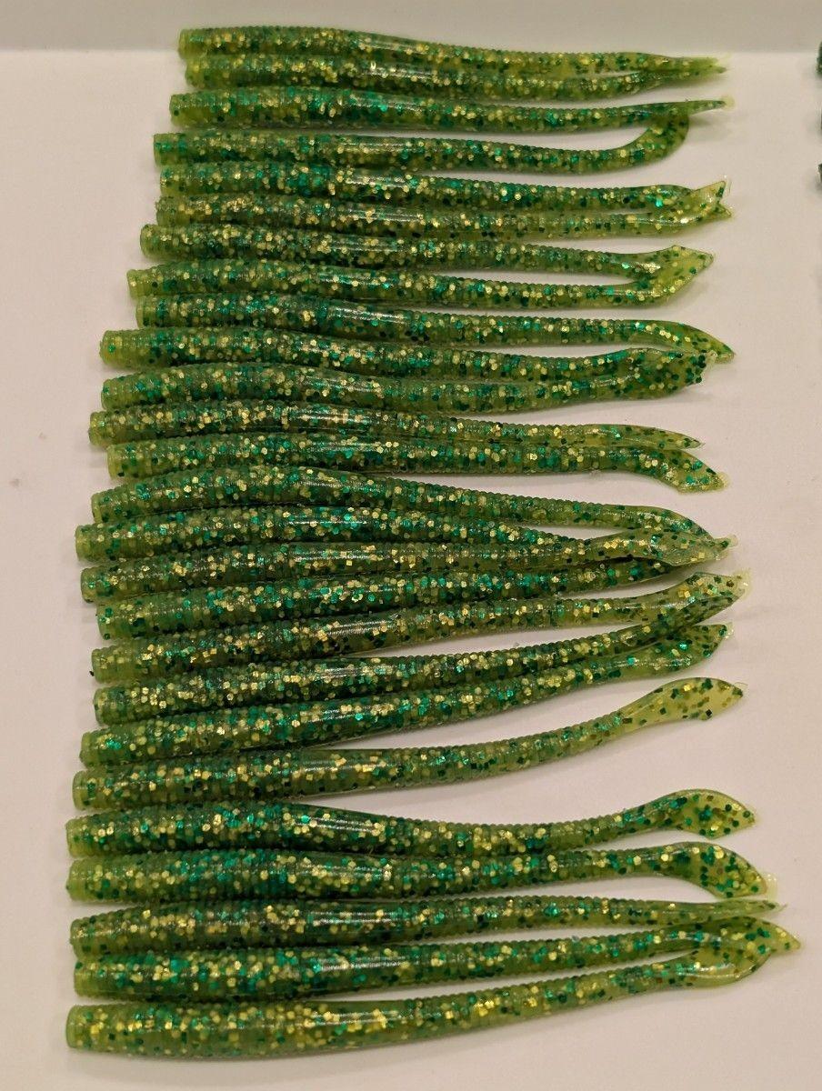Gary Yamamoto Cut Tail Worm 4 inch Set Chartreuse Lure Set - Image 2