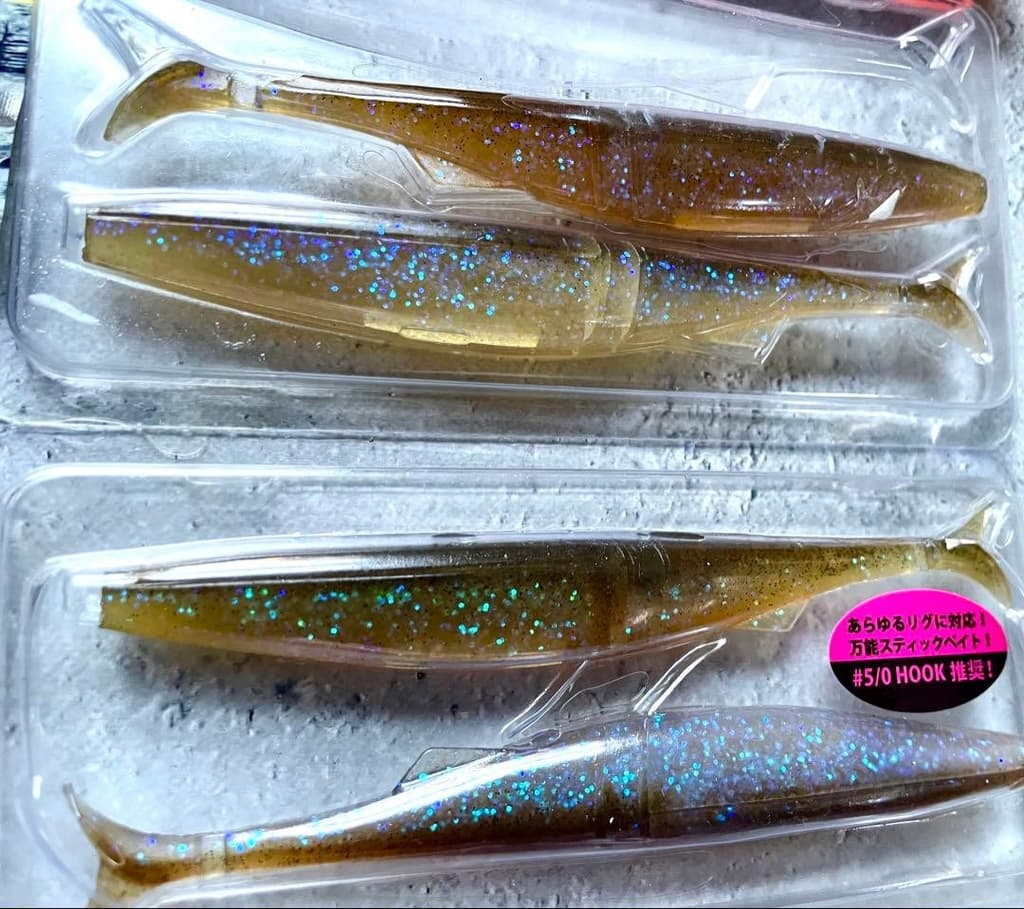 Huge Set of Gary Raid G-Crack Worms with Keeper Japan Fishing Accessories - Image 5