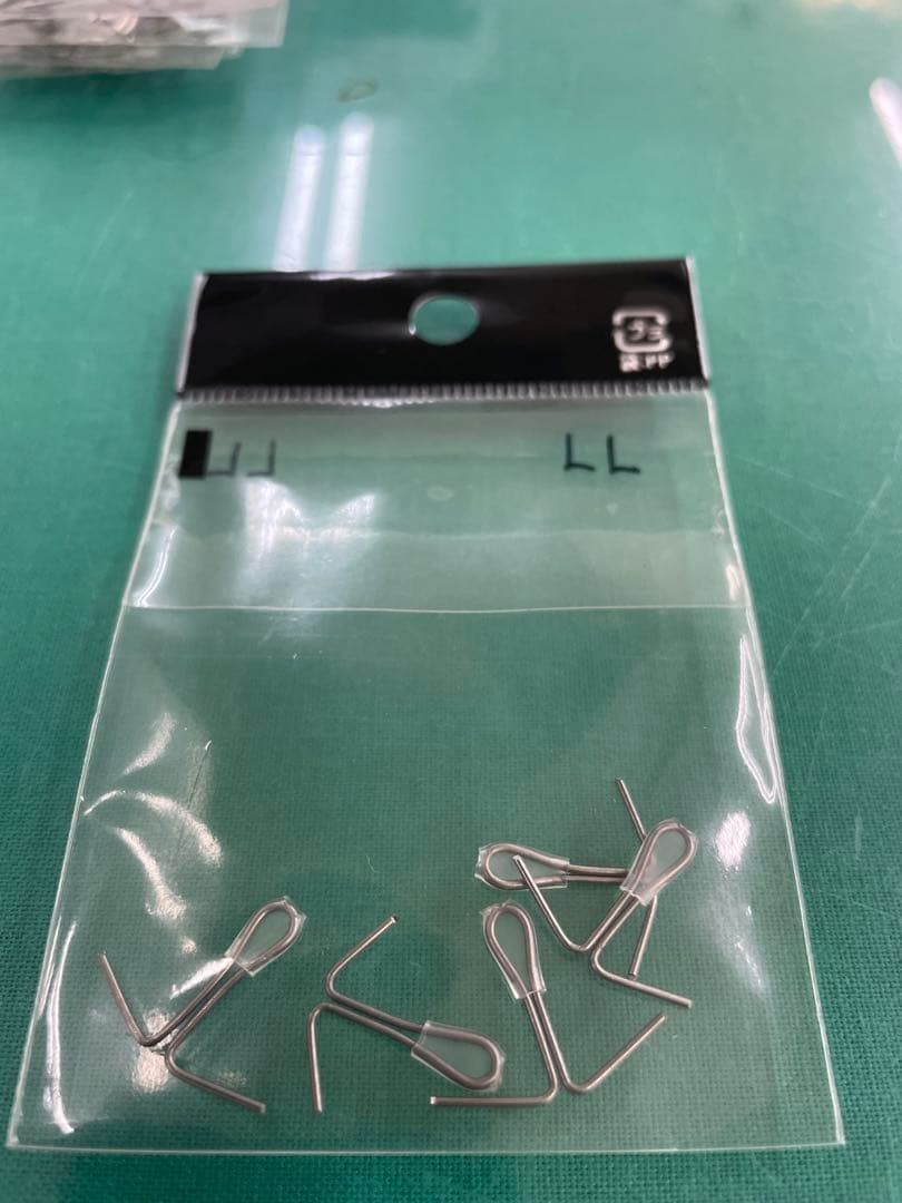 Bass Neko Rig Custom Keeper LL Size for Wacky & Alabama Rig, Use with Pliers - Image 1