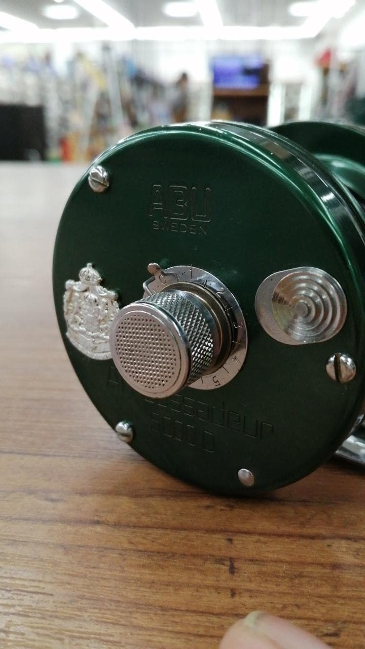 Abu Garcia Ambassadeur 5000D Bait Reel - Image 6