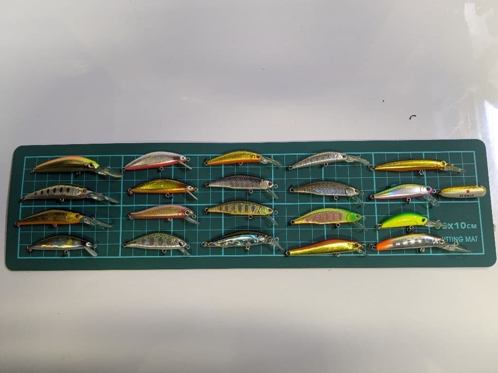 Set of 21 Stream Minnow Plugs - Image 11