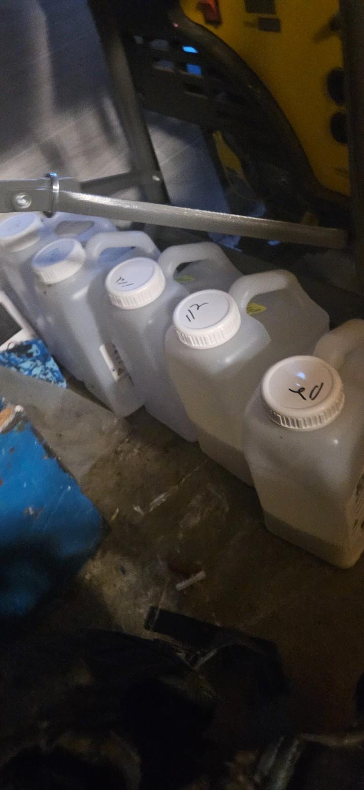 fishing lure set up with molds and everything - Image 7