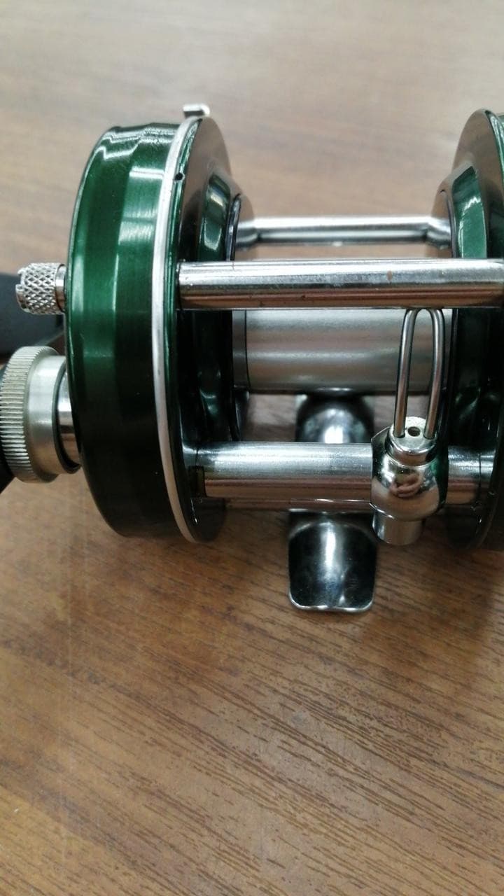 Abu Garcia Ambassadeur 5000D Bait Reel - Image 3