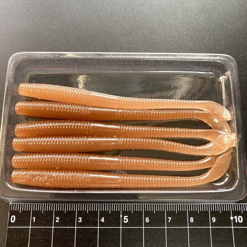 816755 Gary Yamamoto 4 Inch Cut Tail Worm 6 Pieces 241 Cinnamon Condition B C - Image 1