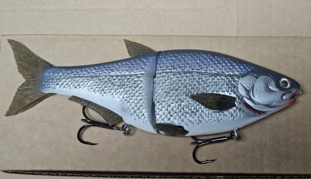 Brand New Hinkle Shad Genuine - Image 2