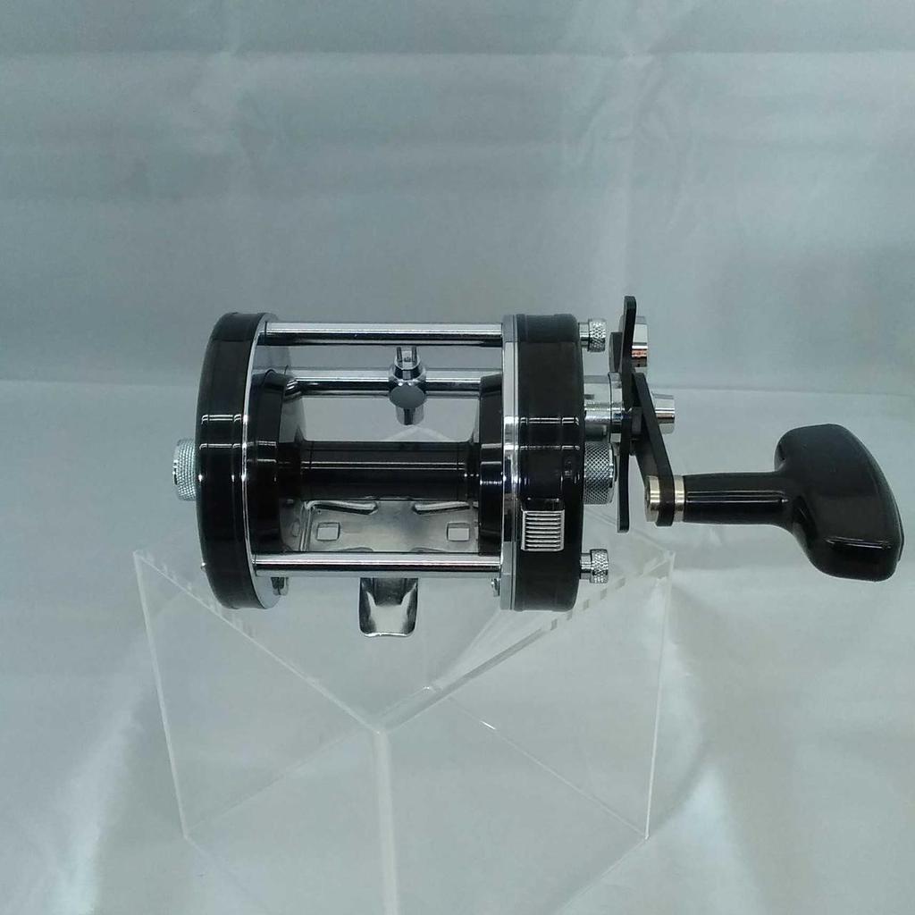 Abu Garcia Ambassador 7000C Bait Reel - Image 3