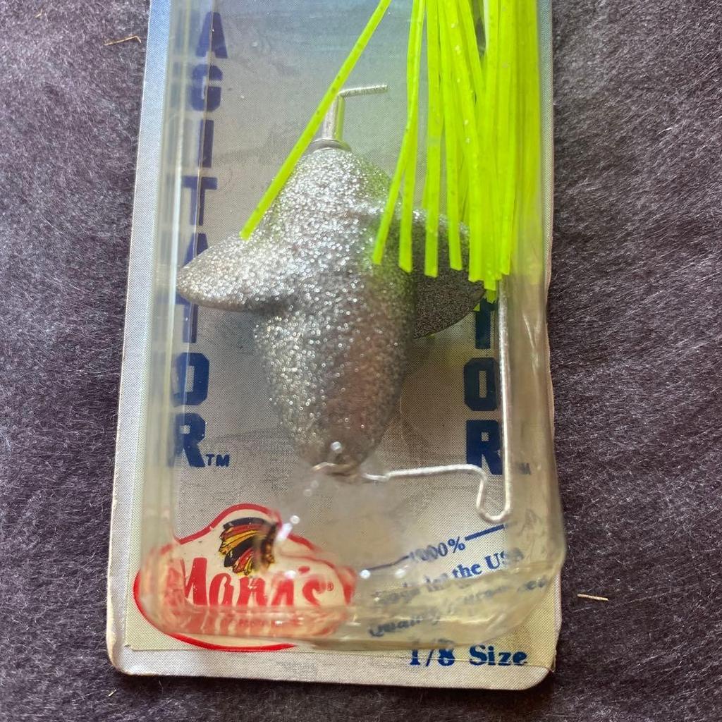 Mini The Agitator 1/8 oz Buzzbait Silver for Bass Fishing - Image 6