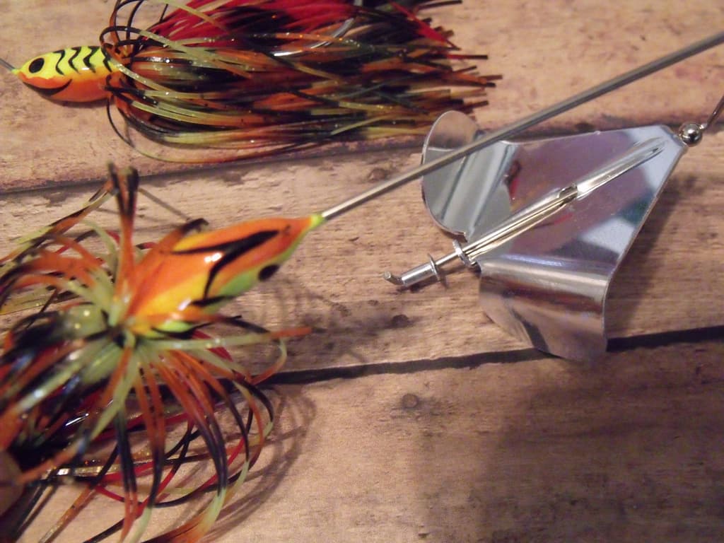 NEW @ UNCLE SKIPS *)(( 1/2oz.MUD CREEK DAWG SPINNERBAIT & BUZZBAIT L@@K L@@K  - Image 5