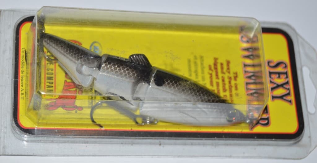 older strike king sexy swimmer jointed swimbait gizzard shad - Image 1