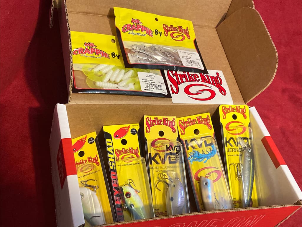 NEW Strike King 7 Piece Deluxe Hardbait & Softbait  Fishing Lure Gift Set. - Image 1