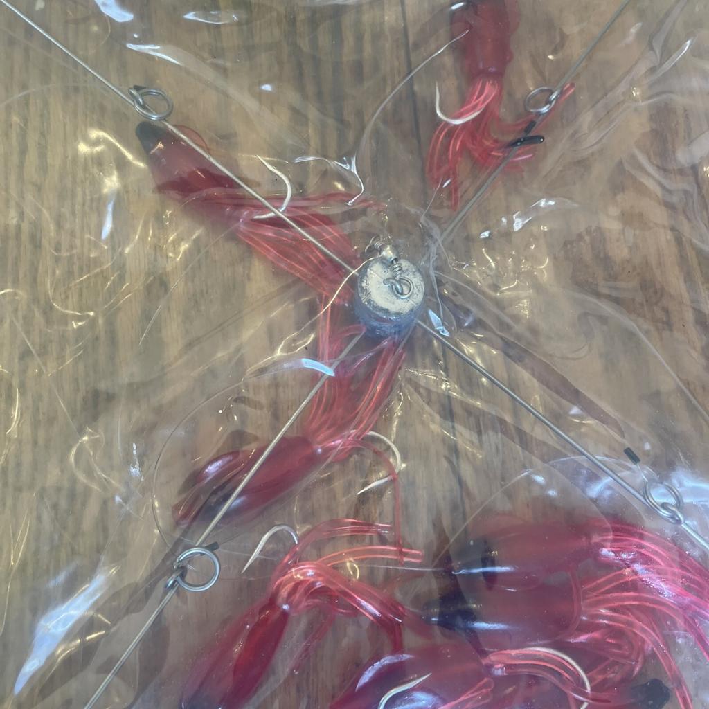 9” Umbrella Rig 4 Arm 11” With 5.5” Squid (9)  8/0 Mustad New Pkg Red Black Head - Image 4