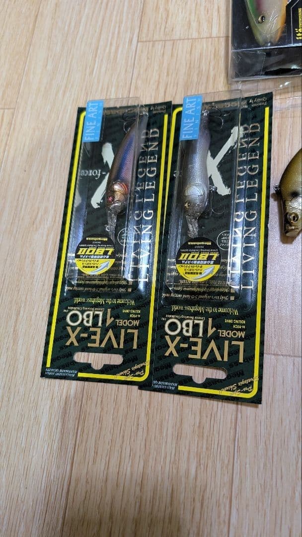 Megabass Deep X300 Super Z Lure Set with Storage Box, New, Fishing Accessories - Image 7