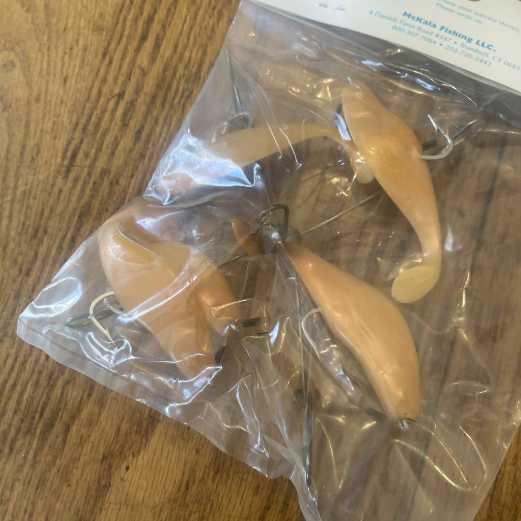 7” Umbrella Rig 4 Arm With 4” Shad (5)  Pearl Shim New In Package McKala Fishing - Image 10