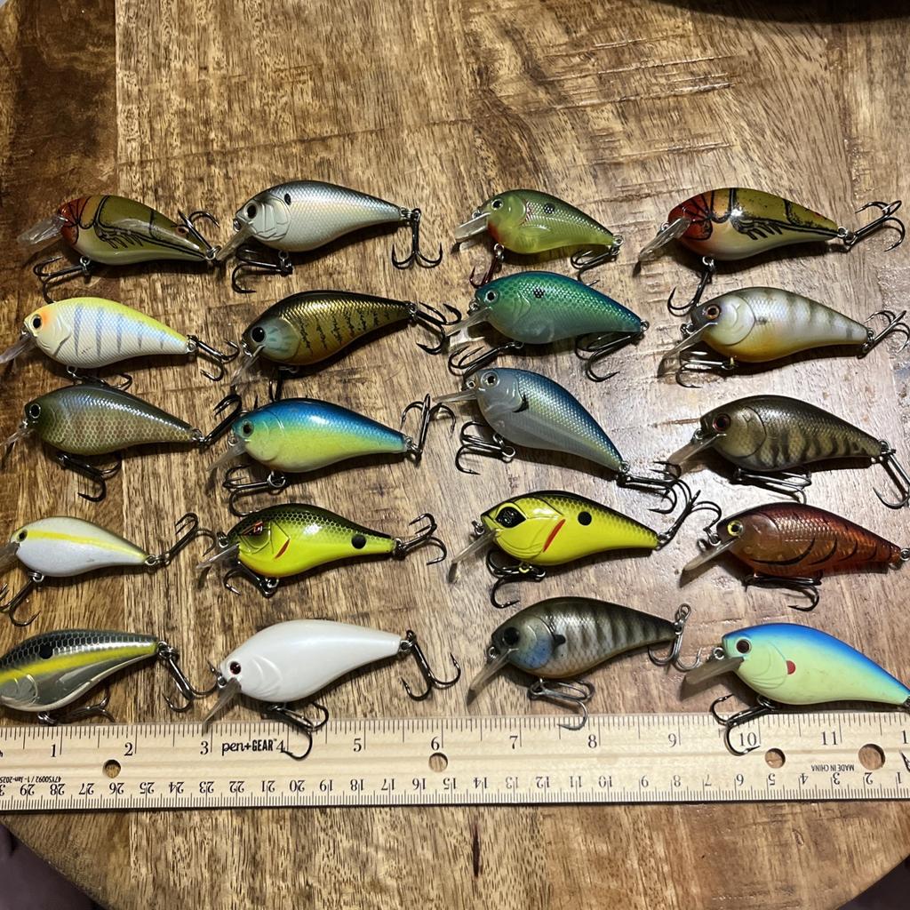Lot Of 18 Squarebill Crankbaits Xcite Strike King Ark Unbranded No Combined Ship - Image 1