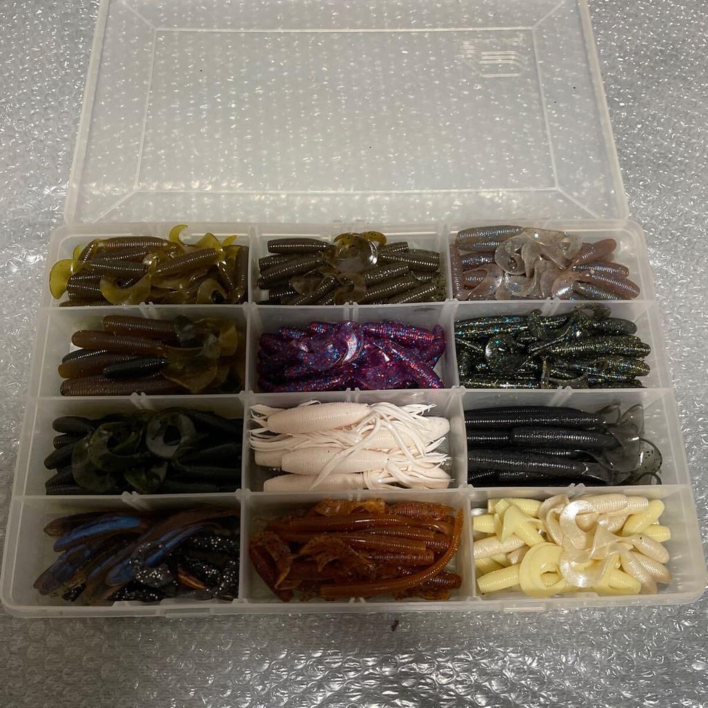 Gary Yamamoto Worms Lot of 300+ Pieces, Including Grubs, Senkos, Cut Tails, - Image 1