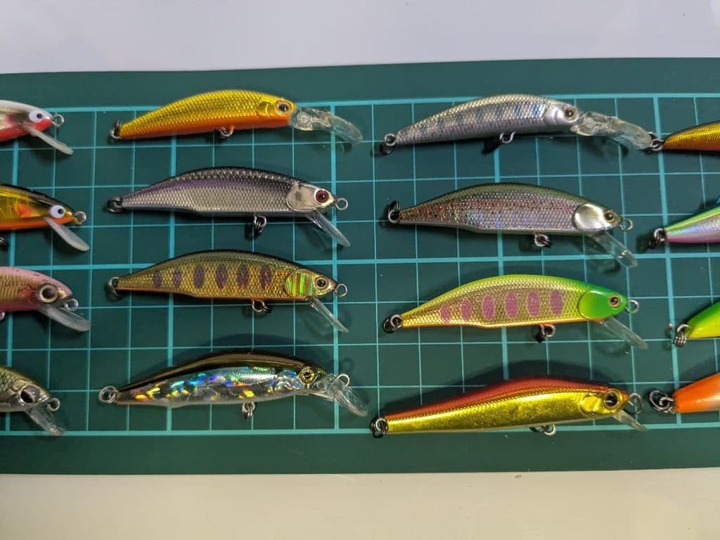 Set of 21 Stream Minnow Plugs - Image 13