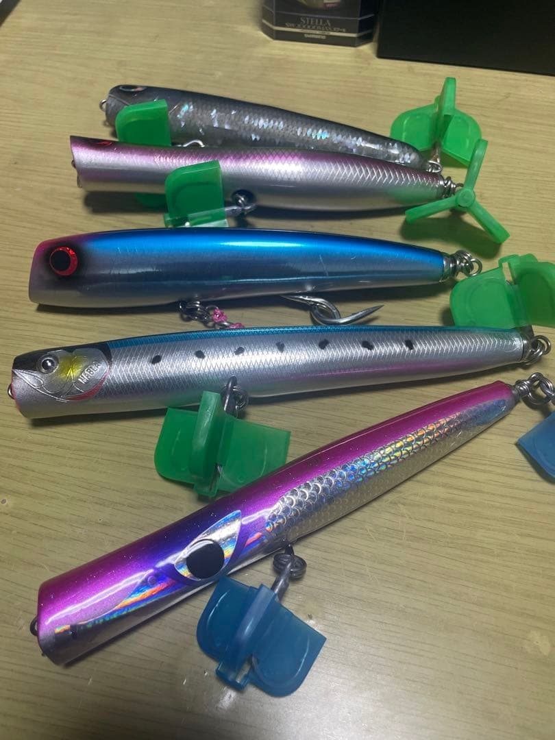 A collection of poppers - Image 1