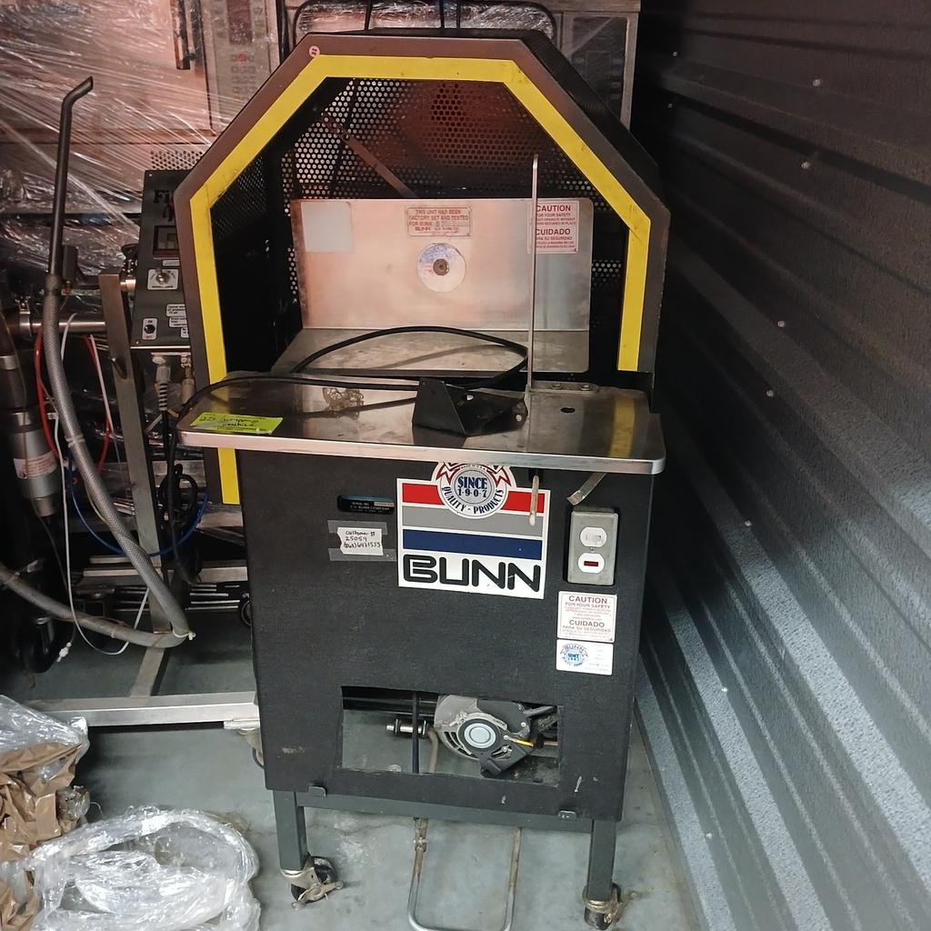 B H BUNN PACKAGE TYING MACHIINE - Image 1