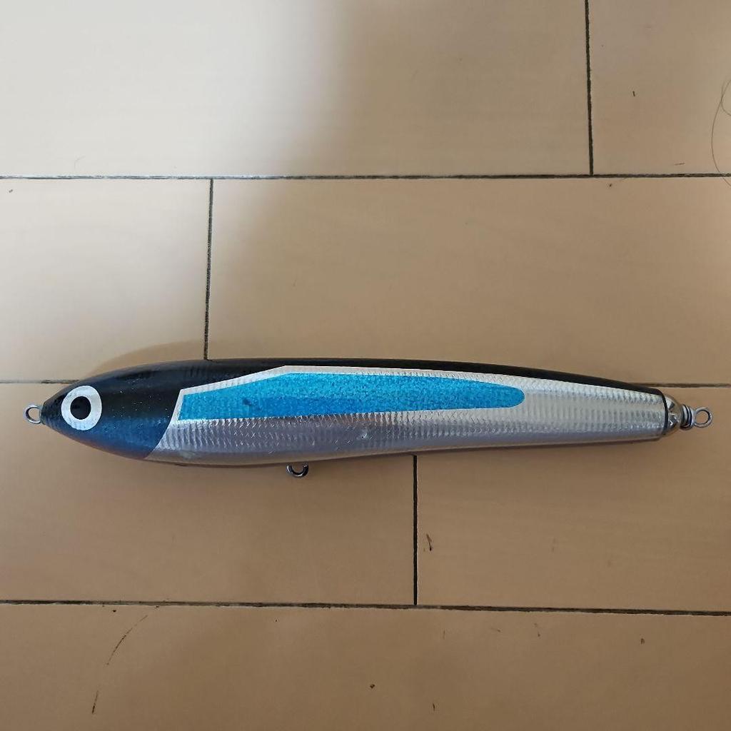 Diablo GT Gamma 200 SM Carpenter Fishing Reel Needle Damage Used - Image 1