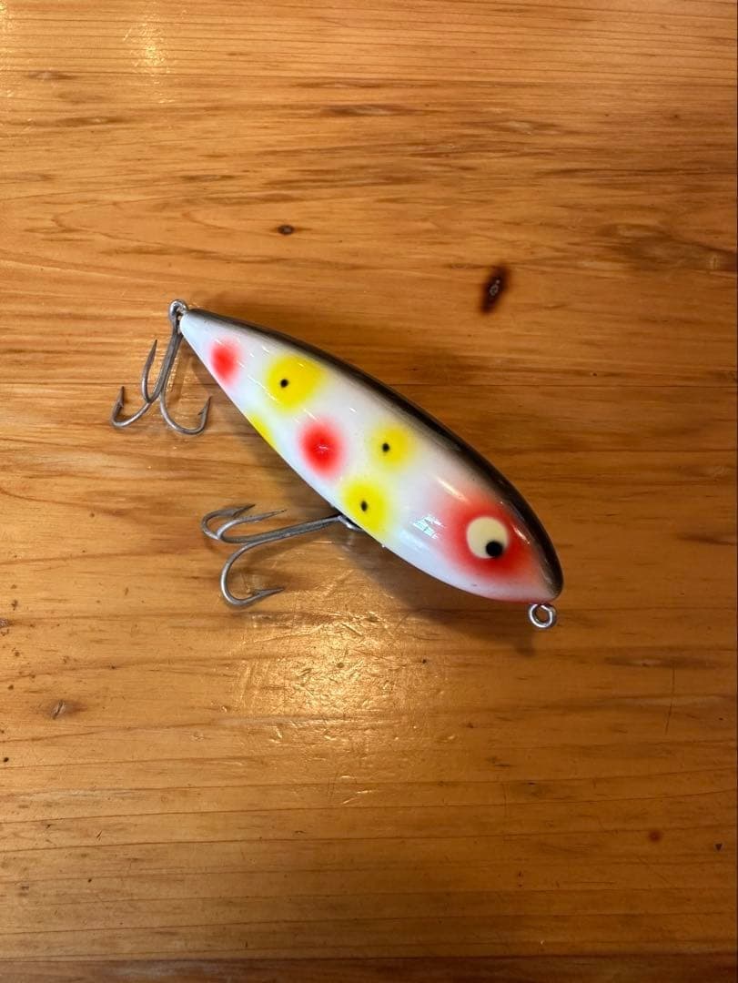 Heddon Zara 2 Strawberry Vintage Helmet Used Small Scratches Excellent Conditio - Image 1