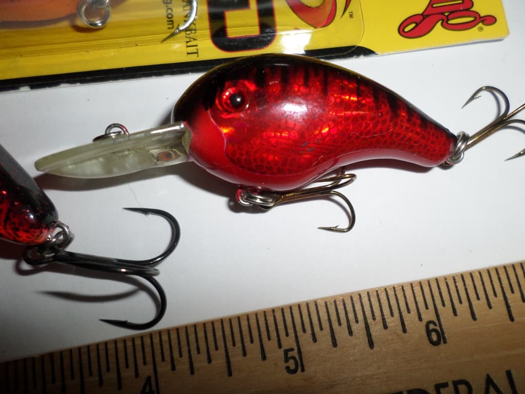 3 Crankbait Strike King KVD 1.5  One pro model & 2 Square bill lures RED - Image 4