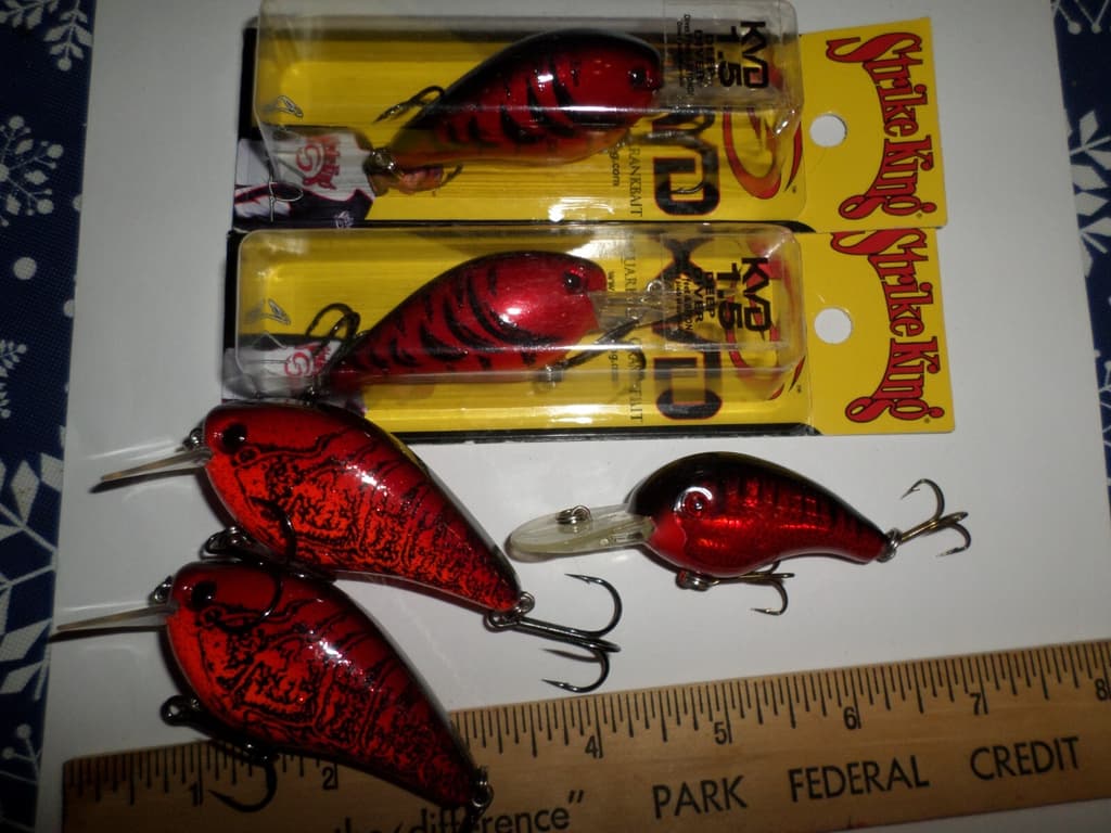 3 Crankbait Strike King KVD 1.5  One pro model & 2 Square bill lures RED - Image 2