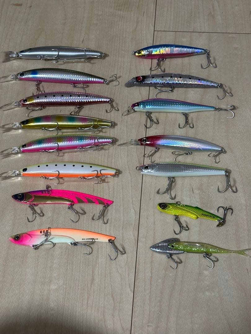 Minnow plugs, set of 15, including Set Upper, Big Backer, etc. For as a set or - Image 1