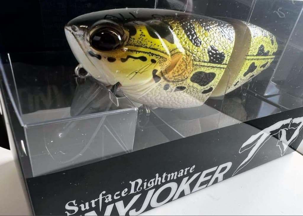 Tiny Joker Frog Pocket Popper 3.6" Stress Toy Used - Image 1