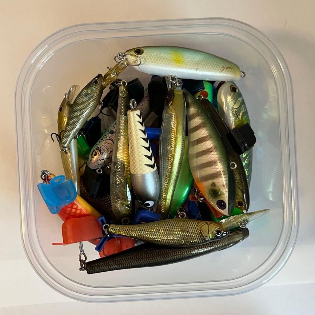 Retiring from bass fishingA collection of bass plugs, including sumlures, etc. - Image 2