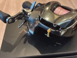 Shimano 25 Antares 100HG Right Handle Baitcasting Reel Made in Japan Excellent - Thumbnail 4