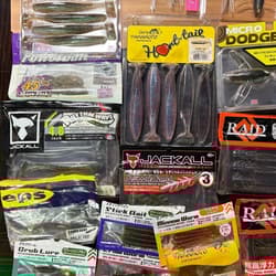 Bass fishing reel & lure set with soft & hard baits, case, multiple items - Thumbnail 3