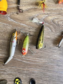 VINTAGE fishing Lure lot of 60 Plus+ Tackle Box+ Fishing Accessories - Thumbnail 12