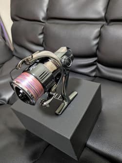 Shimano Stella 2500SHG Spinning Reel Used Excellent Condition No Charger - Thumbnail 9