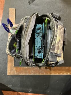 HUGE Lot of 6 GOOGAN 1/2oz Clickbait Dart Tackle Box Skelly Swim Strike King #G$ - Thumbnail 7