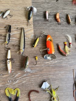 VINTAGE fishing Lure lot of 60 Plus+ Tackle Box+ Fishing Accessories - Thumbnail 20