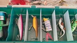 Old Lure Set Tackle Box Heddon Daiwa Cordell Lures Bogast Strike King Rare - Thumbnail 6