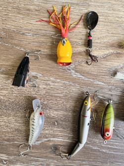 VINTAGE fishing Lure lot of 60 Plus+ Tackle Box+ Fishing Accessories - Thumbnail 13