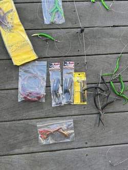 9 Umbrella Rig Trolling Lure Lot Striped Bass Fishing + Replacement Tubes - Thumbnail 2